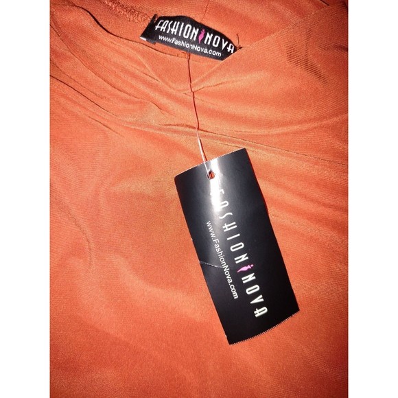 Fashion Nova High-Necked Long Sleeve Bodycon Dress Size 1X #New - Picture 5 of 5